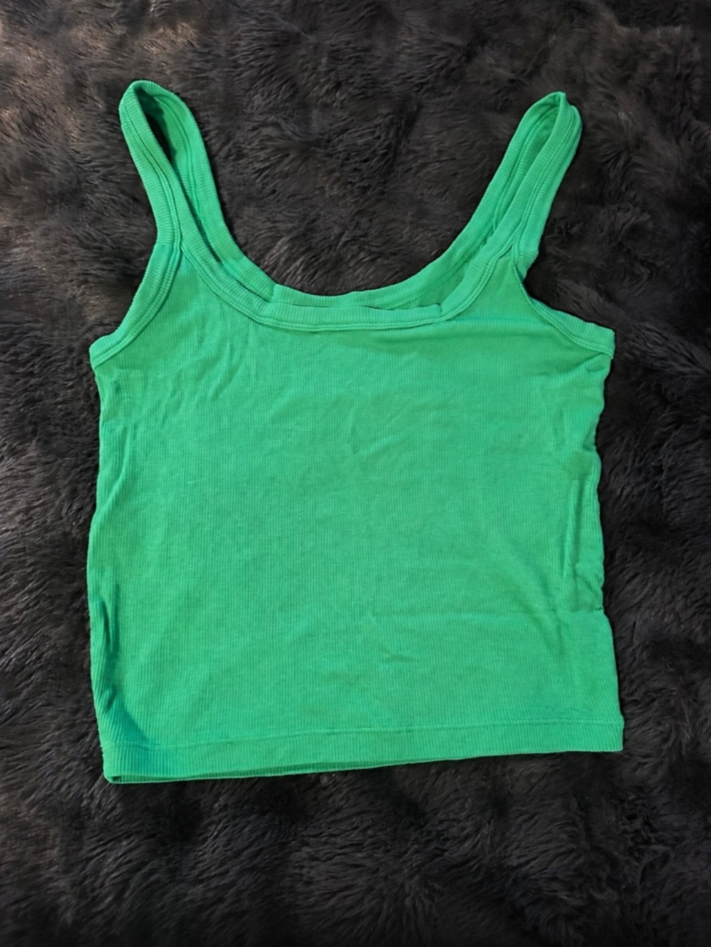 Green Ribbed Scoop Neck Tank - Picture 4 of 4